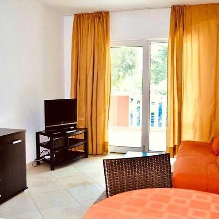 Apartments Chanel Будва Екстер'єр фото