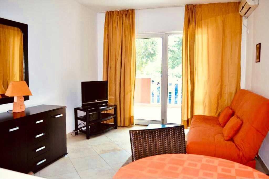 Apartments Chanel Будва Екстер'єр фото